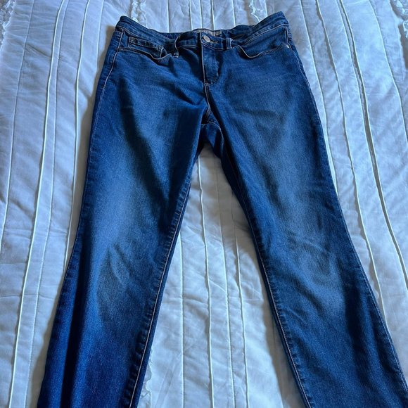 Athleta Womans Skinny Jeans Size 8 - Picture 1 of 8